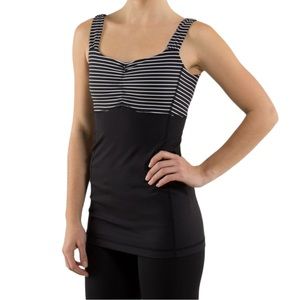 Lululemon Aria Tank II Parallel Striped Black & White
